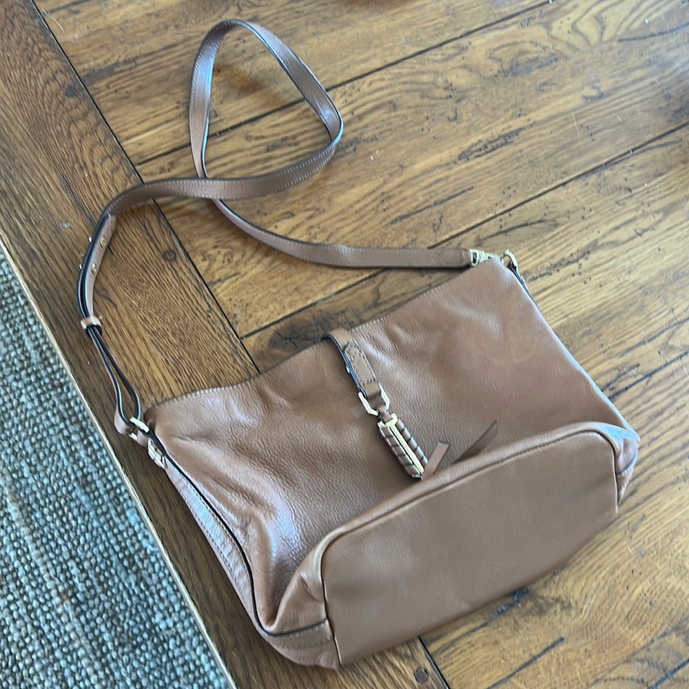 Stella and dot Covet collection leather bag